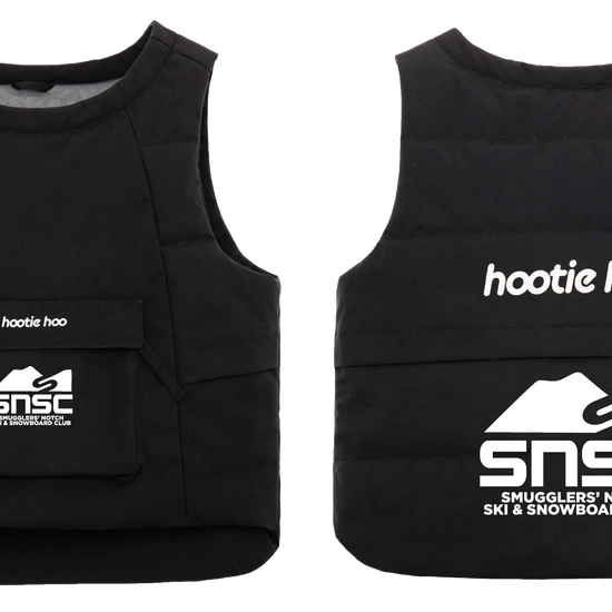 Kids Jet Insulated Vest in Raven Black with the SNSC logo on the front and back